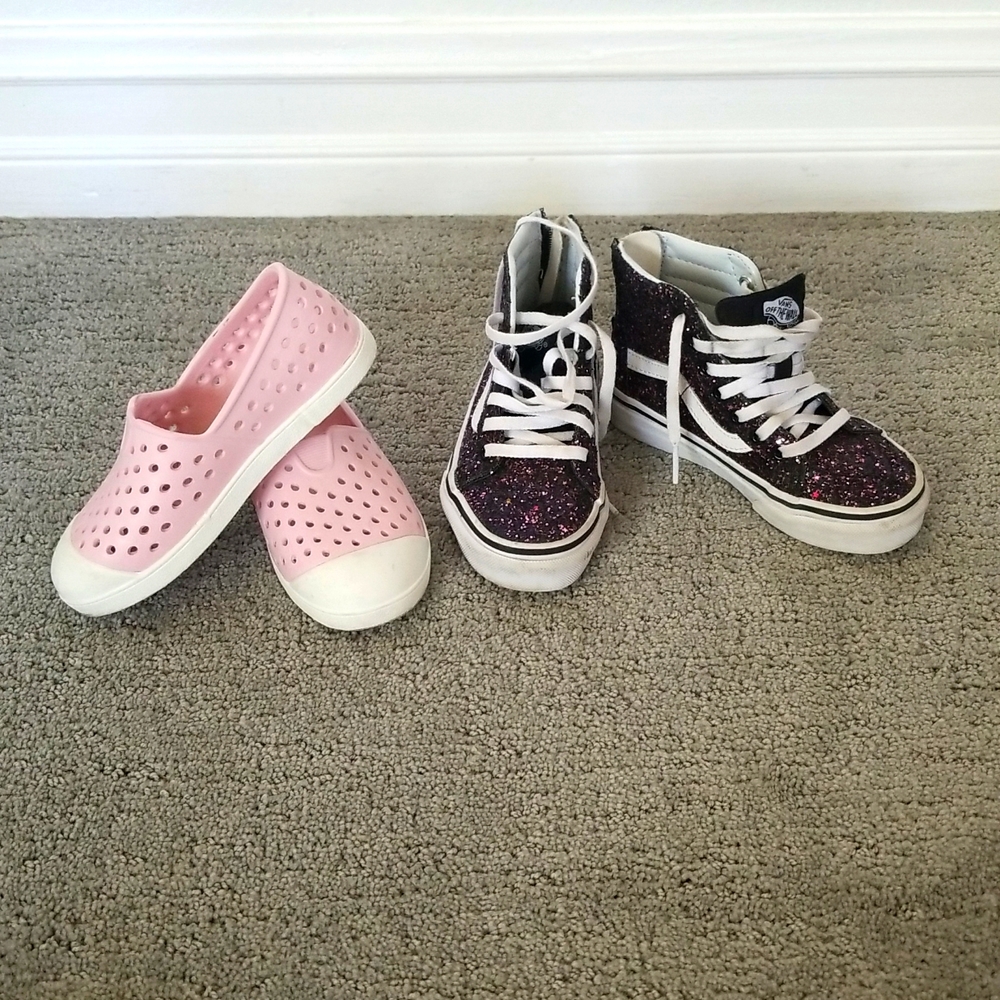 Girls shoe bundle. Van's and Old Navy size 11